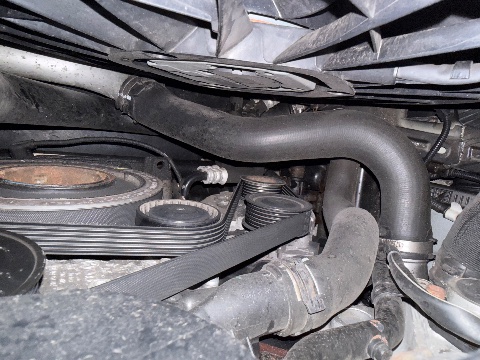 Motorraum & Technik Bild 1